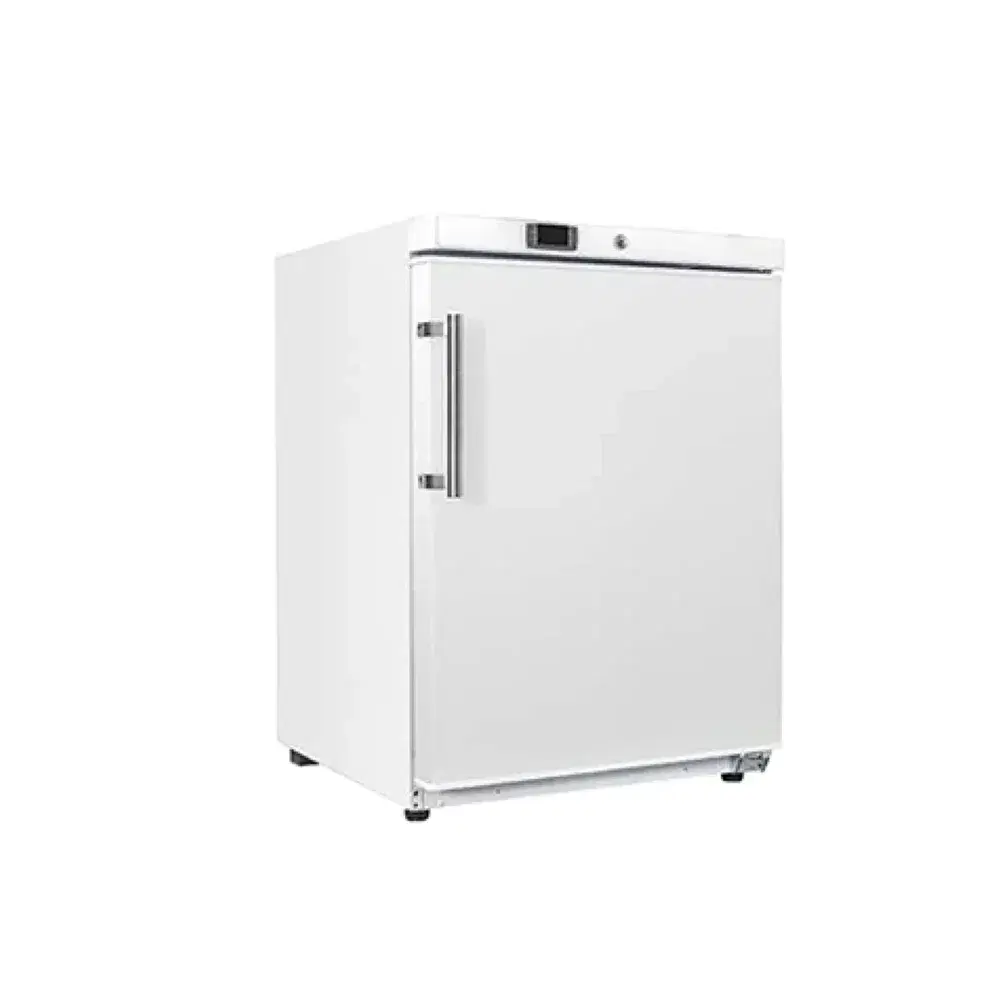 Frigomax Series 24" Countertop Reach-In Ventilated Freezer, 1 Solid Door, White Coated Steel, 1 Year Warranty
