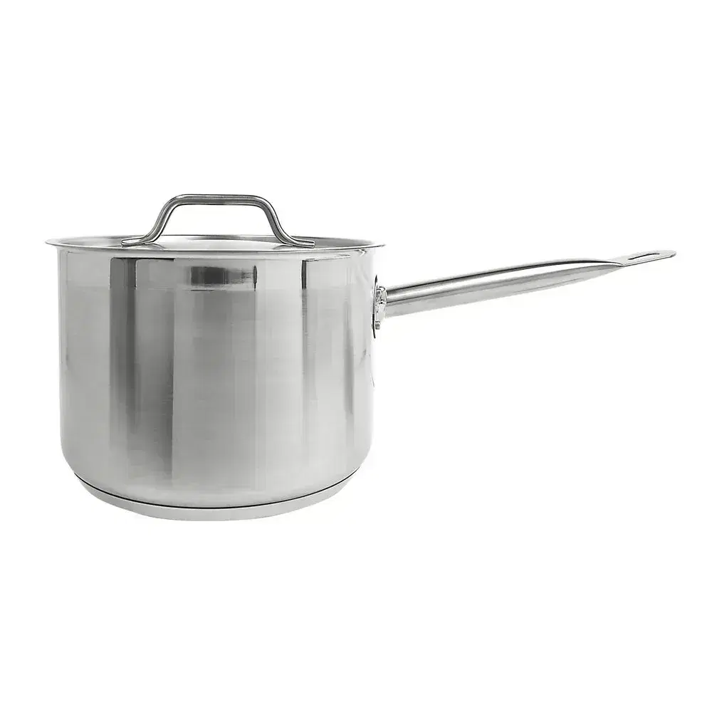 Thunder Group SLSSP4045 4.5 Qt Stainless Steel Sauce Pan with 8-3/8" Diameter x 1/2" Thick Lid