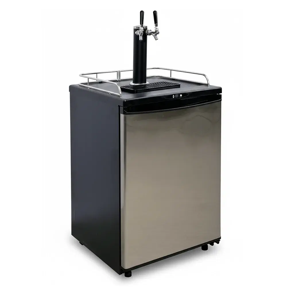 ChillCore Series 24.3" Kegerator / Beer Dispenser, (1) 1/2 Keg Capacity