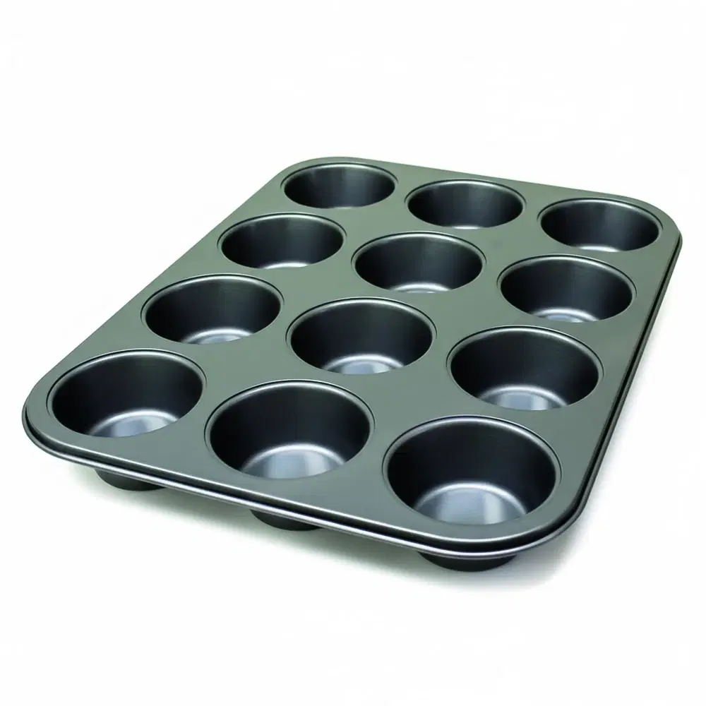 Thunder Group SLKMP012 3-1/2 oz 12 Cavities Carbon Steel Non-Stick Muffin Pan